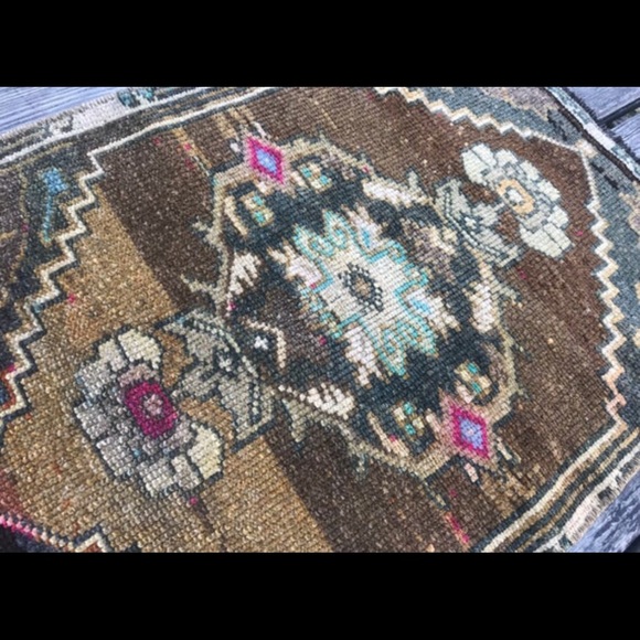 Vintage Turkish Anatolian rug - Picture 5 of 6
